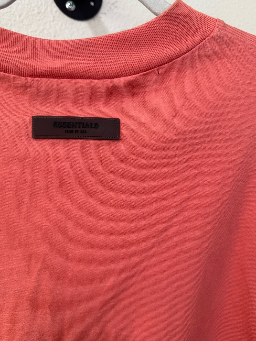 ESSENTIALS Crewneck Tee - Picture 4 of 5